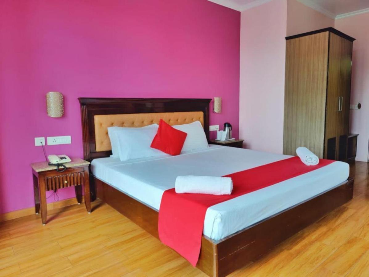 Hotel Marc Shimla Dış mekan fotoğraf