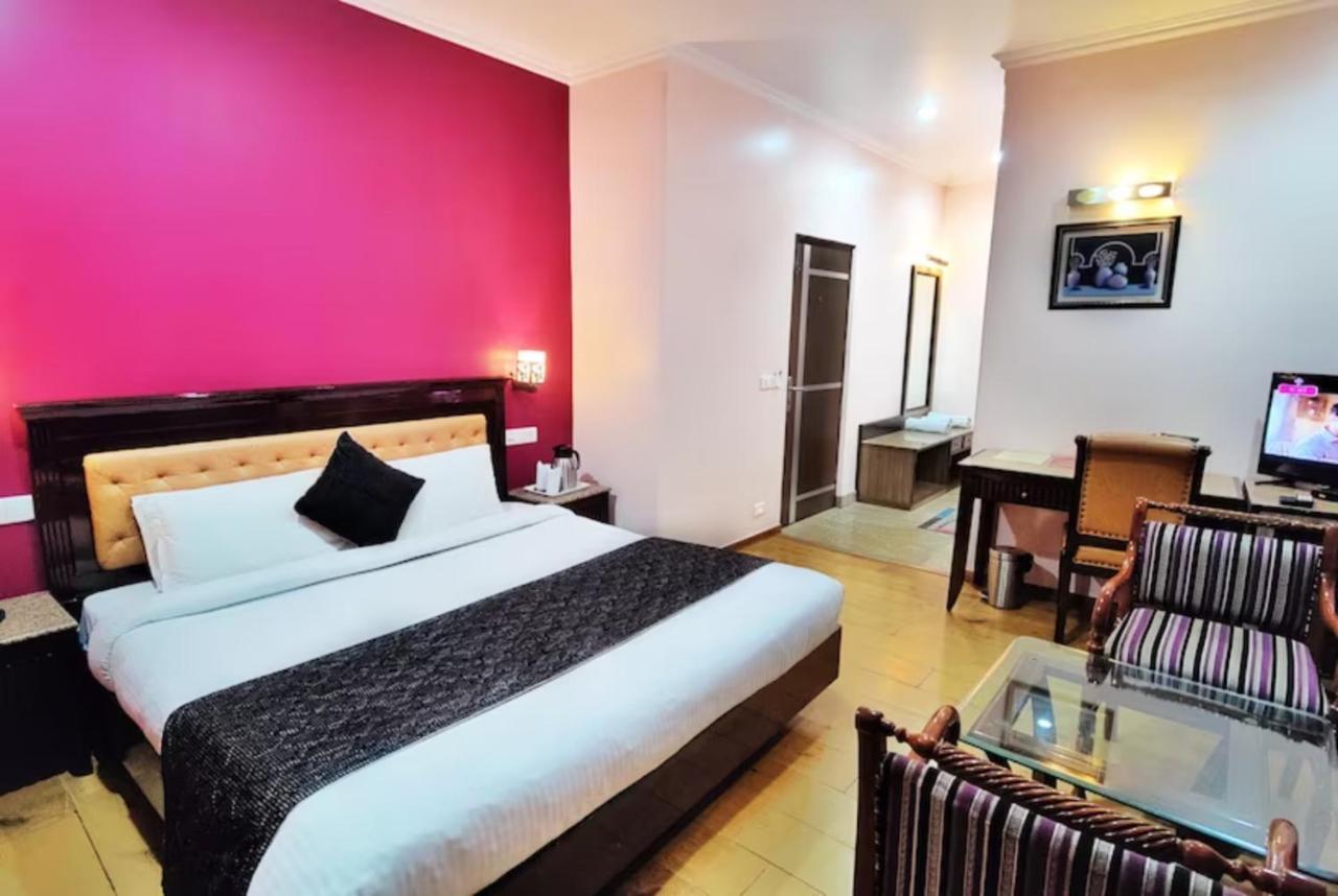 Hotel Marc Shimla Dış mekan fotoğraf