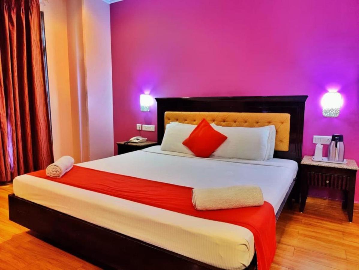 Hotel Marc Shimla Dış mekan fotoğraf